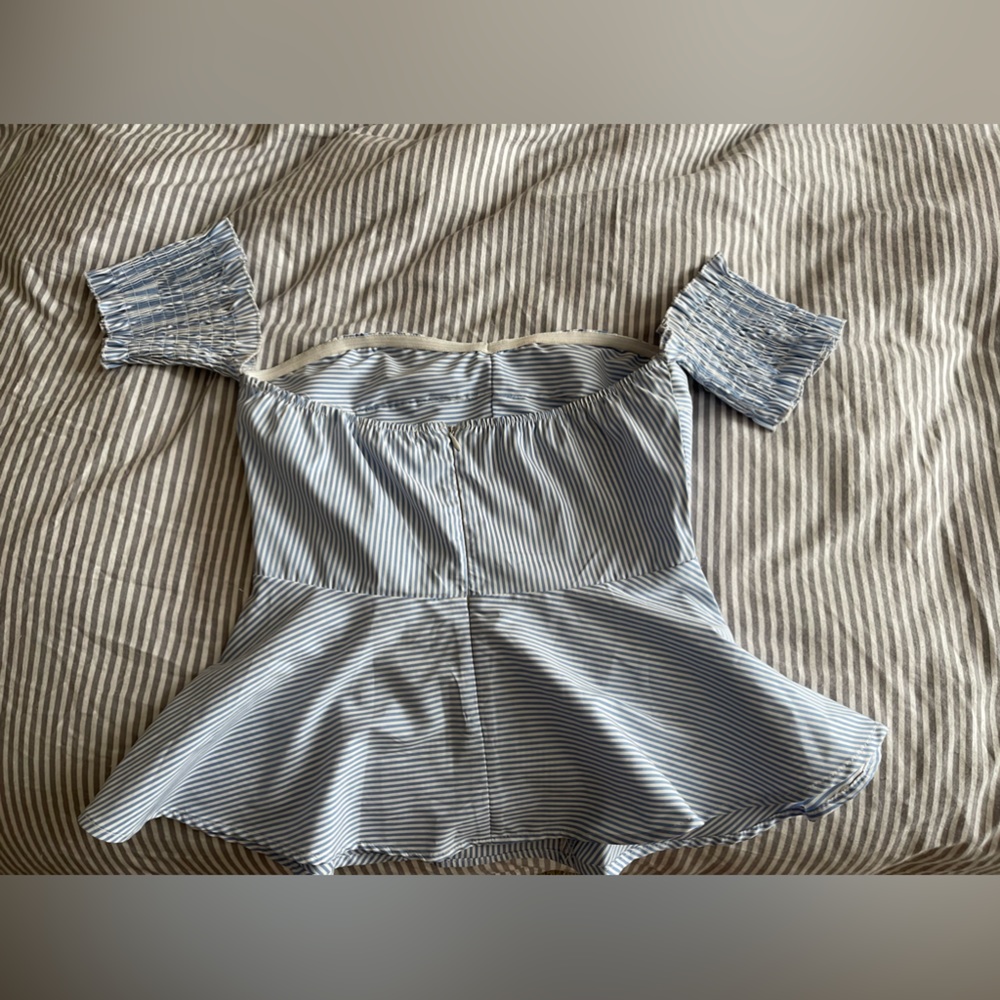 Off The Shoulder Blouse 💙